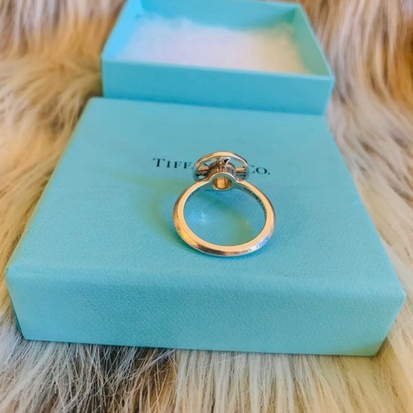 Tiffany & Co. Medallion Atlas Ring - Picture 5 of 8